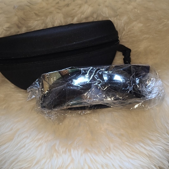 Maui Jim Other - Men's Maui Jim HO'OKIPA sunglasses 😎 NWOT